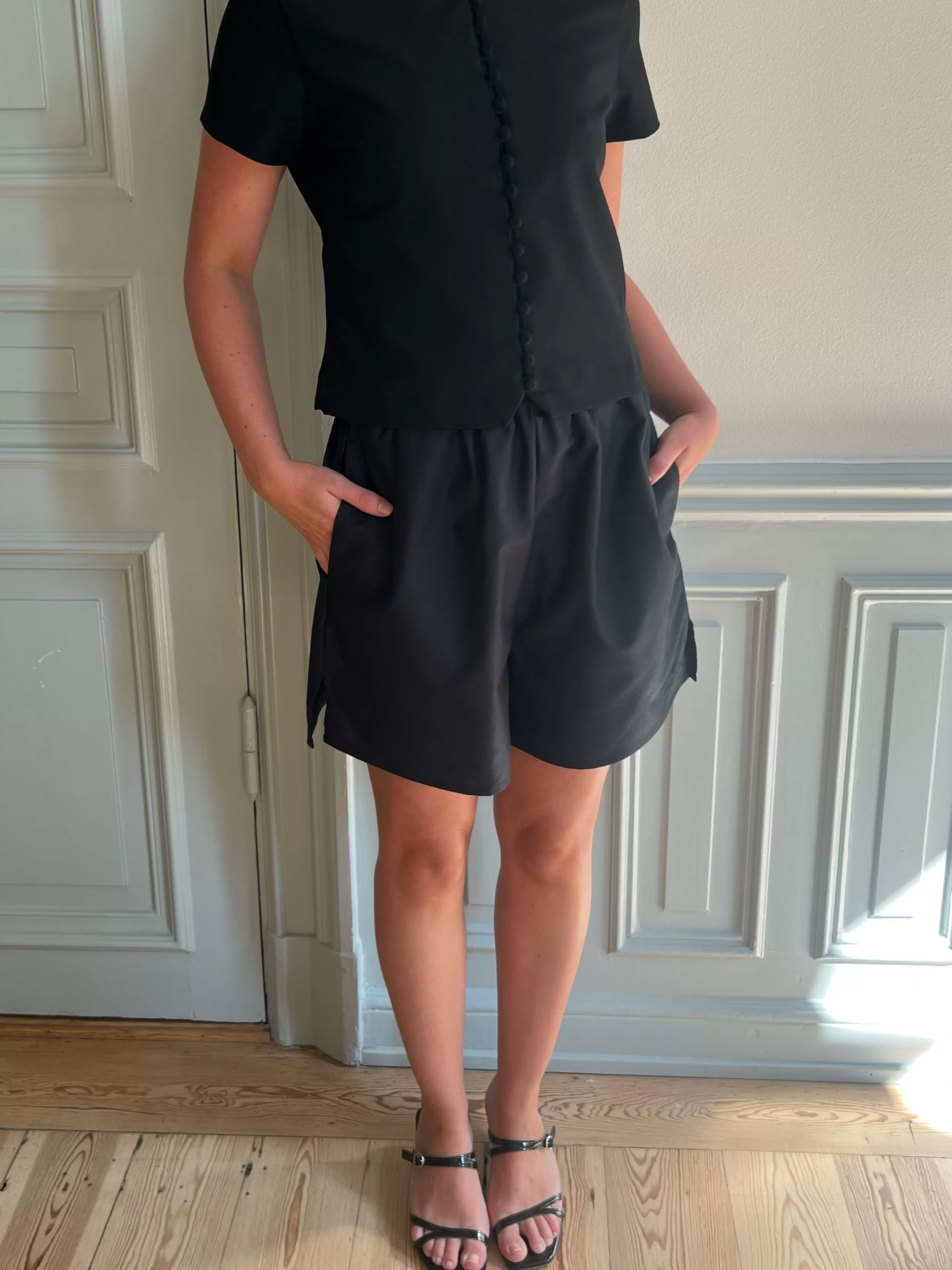 breezy_shorts_black_7.webp Best Breezy Shorts Black Shorts