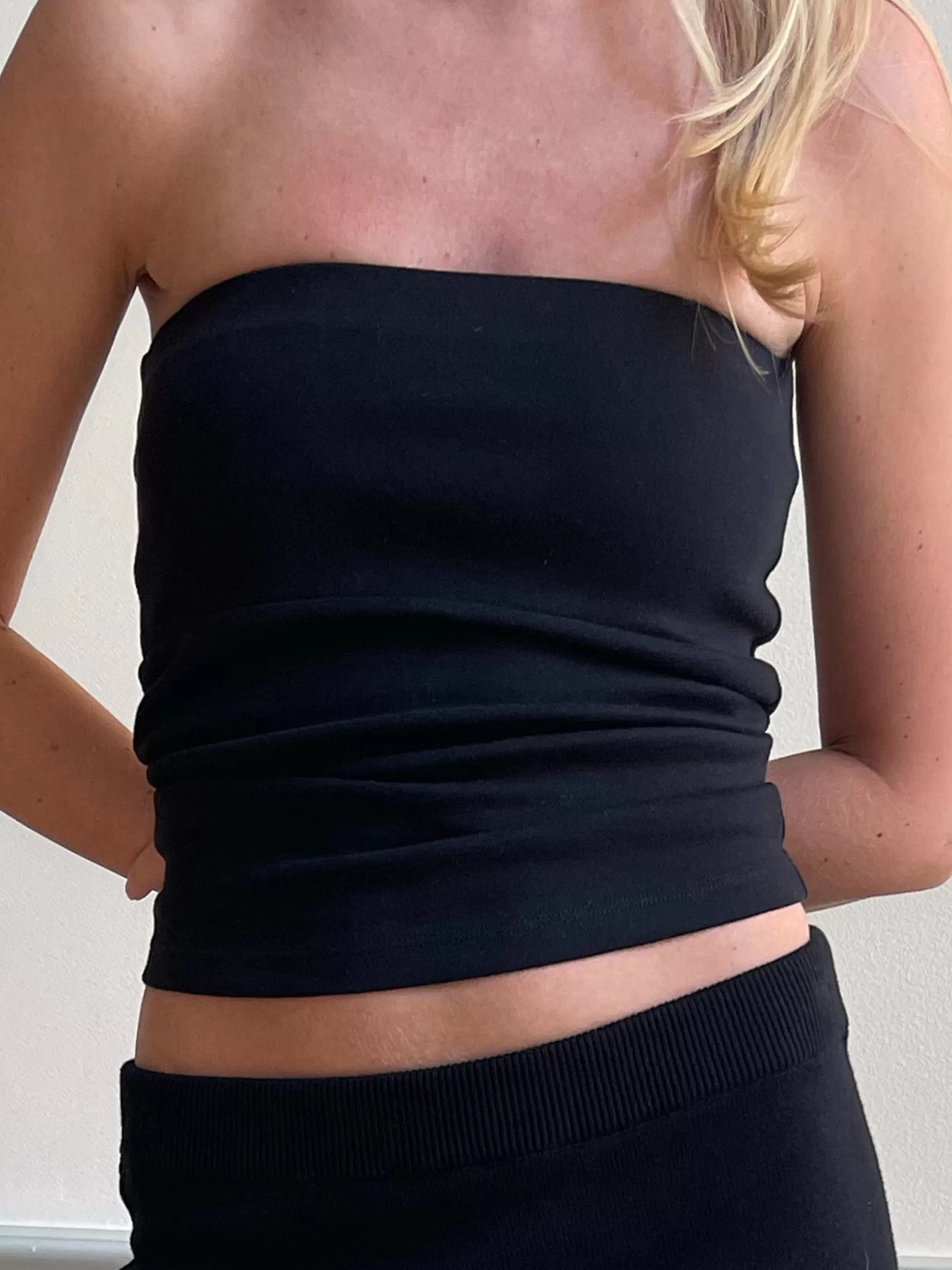Cheap Daily Tube Top Black Shirts & Tops